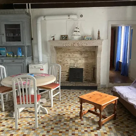 Gite 2 Nyaraló Saulgé